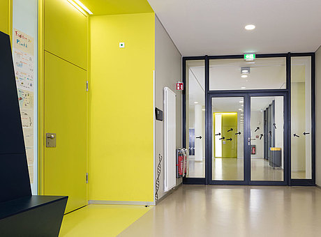 Smoke and fire protection doors and screens, forster presto